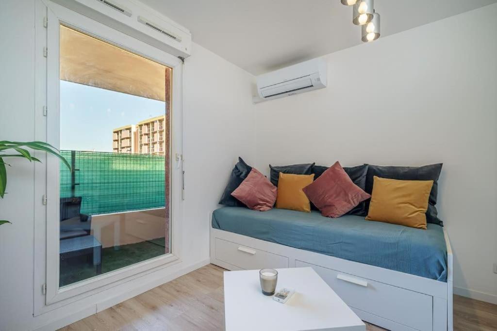 Appartement Climatise Avec Terrasse Tout Equipe A 5Min De La Gare St Charles Marseille Exterior photo